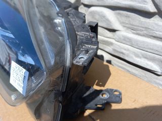 bontott FORD KUGA Jobb Fényszóró