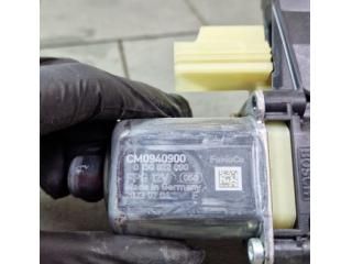 bontott FORD KUGA Jobb hátsó Ablakemelő Motor