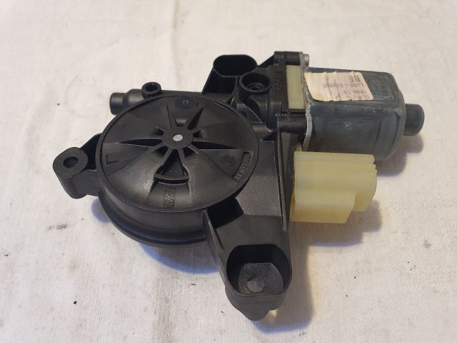 bontott FORD KUGA Jobb hátsó Ablakemelő Motor