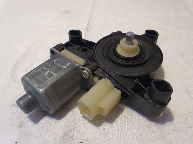 bontott FORD KUGA Jobb hátsó Ablakemelő Motor