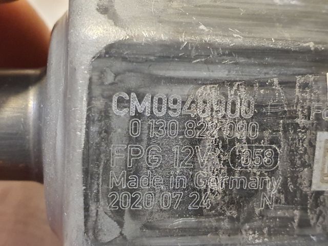 bontott FORD KUGA Jobb hátsó Ablakemelő Motor