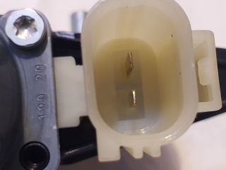 bontott FORD KUGA Jobb hátsó Ablakemelő Motor