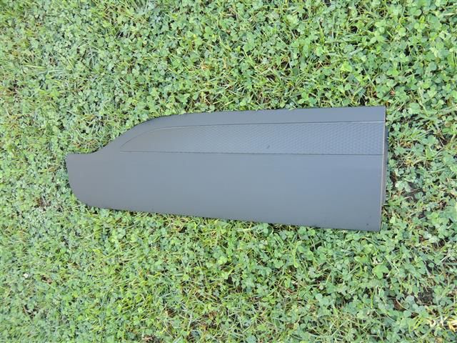 bontott FORD KUGA Jobb hátsó Ajtó Díszléc