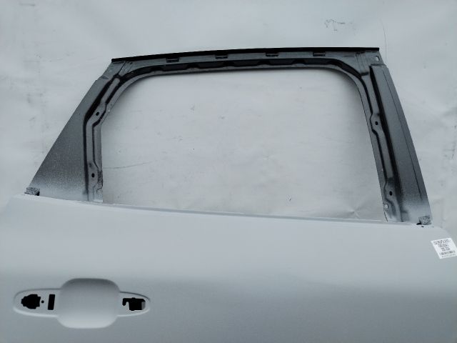 bontott FORD KUGA Jobb hátsó Ajtó (Üres lemez)