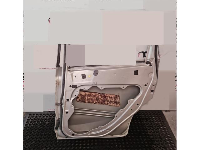 bontott FORD KUGA Jobb hátsó Ajtó (Üres lemez)