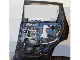 bontott FORD KUGA Jobb hátsó Ajtó (Üres lemez)