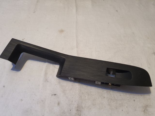 bontott FORD KUGA Jobb hátsó Ajtóbehúzó