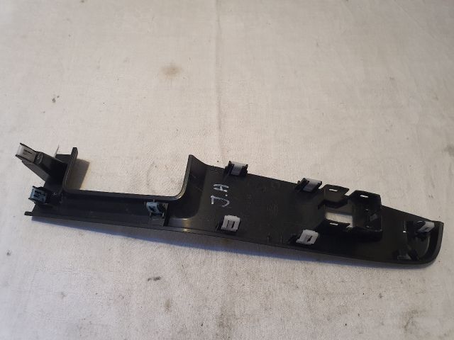 bontott FORD KUGA Jobb hátsó Ajtóbehúzó