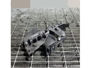 bontott FORD KUGA Jobb hátsó Ajtózár