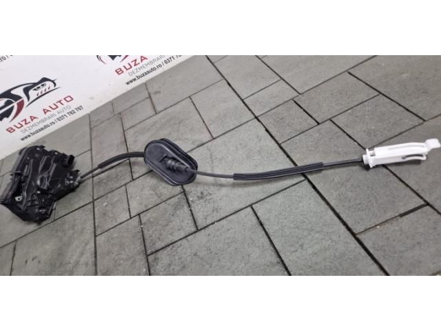 bontott FORD KUGA Jobb hátsó Ajtózár