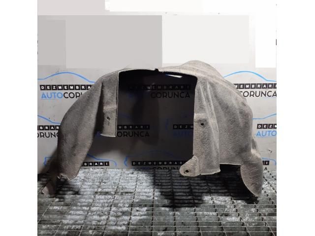 bontott FORD KUGA Jobb hátsó Dobbetét (Kerékjárati, Műanyag)