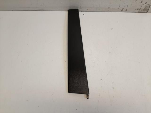 bontott FORD KUGA Jobb hátsó Első Ajtókeret Burkolat