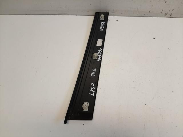 bontott FORD KUGA Jobb hátsó Első Ajtókeret Burkolat