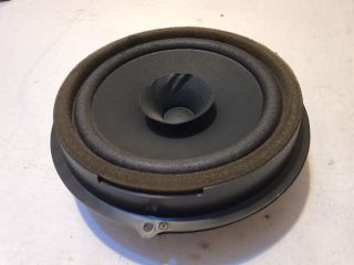 bontott FORD KUGA Jobb hátsó Hangszóró