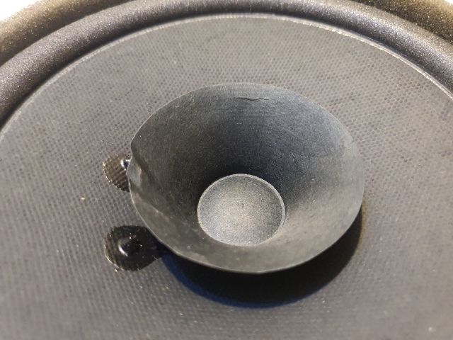 bontott FORD KUGA Jobb hátsó Hangszóró