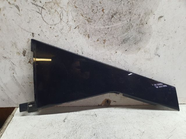 bontott FORD KUGA Jobb hátsó Hátsó Ajtókeret Burkolat