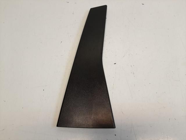 bontott FORD KUGA Jobb hátsó Hátsó Ajtókeret Burkolat