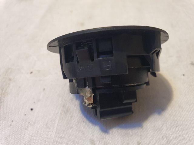 bontott FORD KUGA Jobb hátsó Magassugárzó Hangszóró