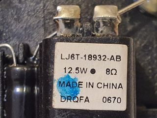 bontott FORD KUGA Jobb hátsó Magassugárzó Hangszóró