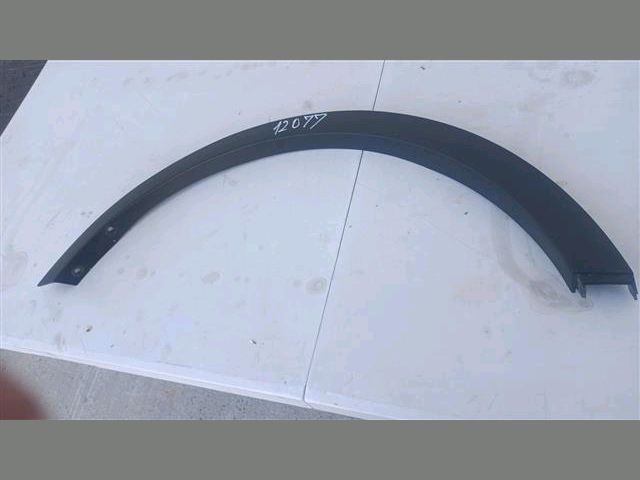 bontott FORD KUGA Jobb hátsó Sárvédő Díszléc