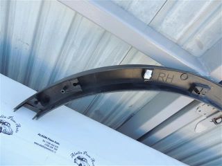 bontott FORD KUGA Jobb hátsó Sárvédő Díszléc