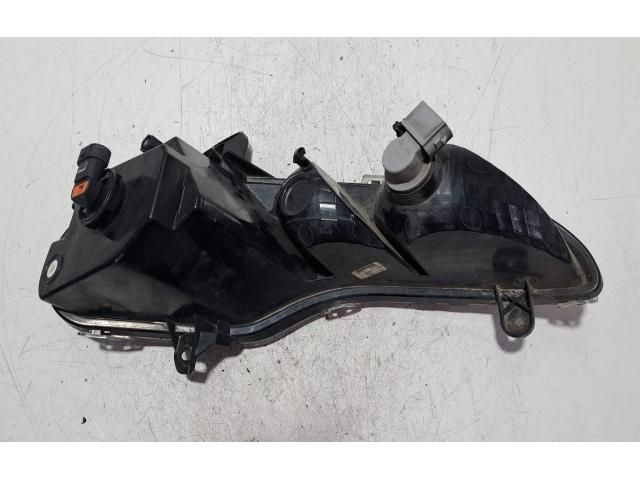 bontott FORD KUGA Jobb Ködfényszóró