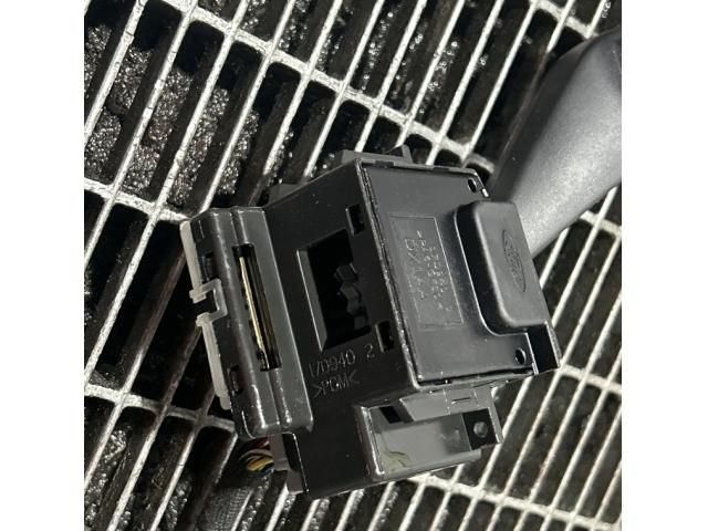 bontott FORD KUGA Jobb Kormánykapcsoló Ablaktörlő