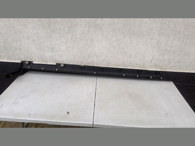 bontott FORD KUGA Jobb Küszöb