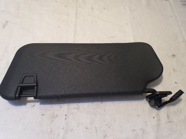 bontott FORD KUGA Jobb Napellenző