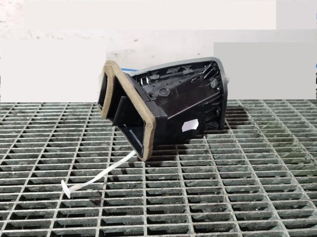 bontott FORD KUGA Jobb Szellőző