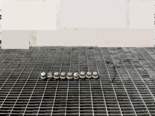 bontott FORD KUGA Kerék Csavar Szett