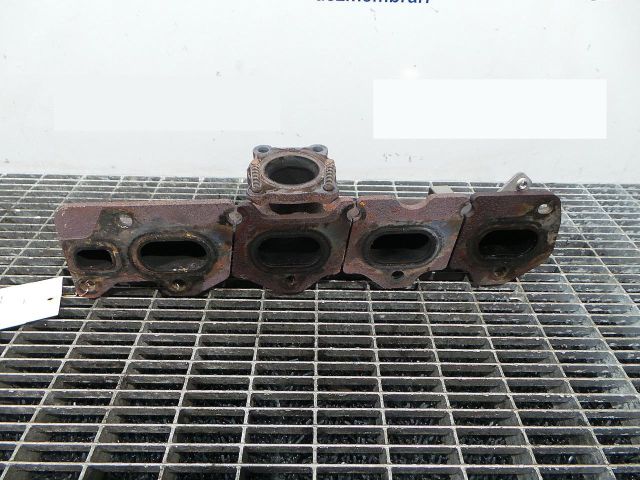 bontott FORD KUGA Kipufogó Közösítő