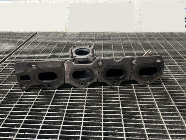 bontott FORD KUGA Kipufogó Közösítő