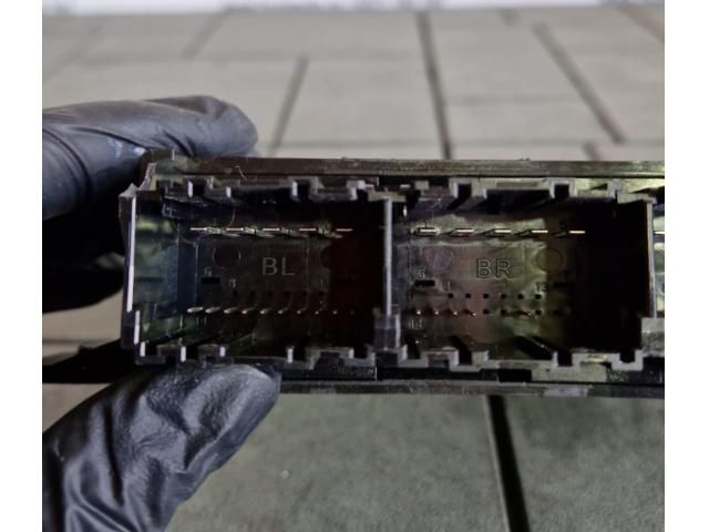 bontott FORD KUGA Komfort Elektronika