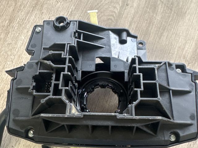 bontott FORD KUGA Komplett Kormánykapcsoló (Bajuszkapcsoló)