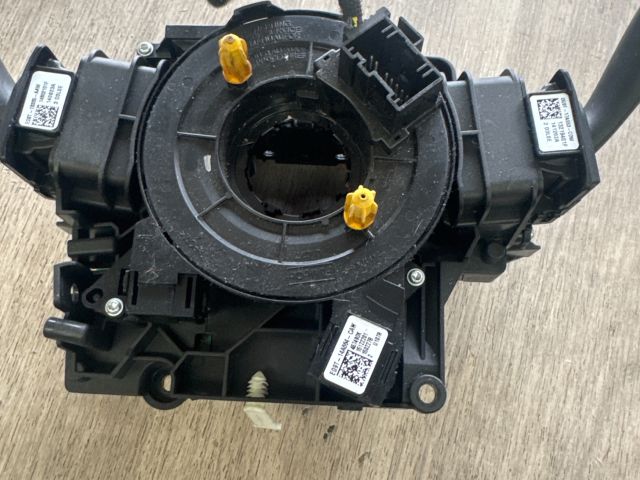 bontott FORD KUGA Komplett Kormánykapcsoló (Bajuszkapcsoló)