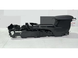 bontott FORD KUGA Könyöklő