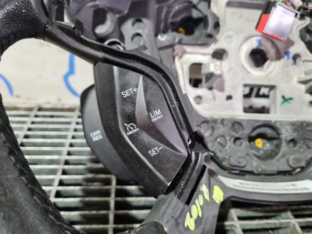 bontott FORD KUGA Kormány