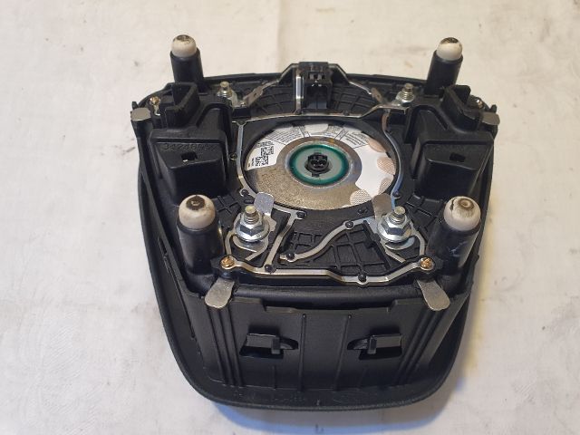 bontott FORD KUGA Kormánylégzsák