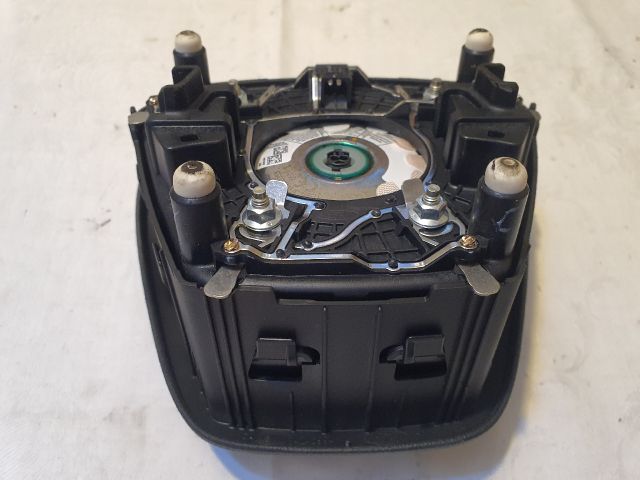 bontott FORD KUGA Kormánylégzsák