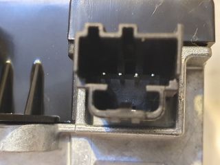 bontott FORD KUGA Kormányzár (Elektromos)