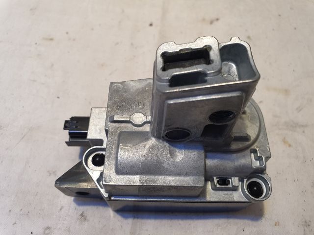 bontott FORD KUGA Kormányzár (Elektromos)