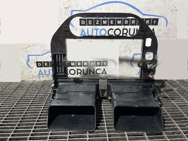 bontott FORD KUGA Középső Szellőző