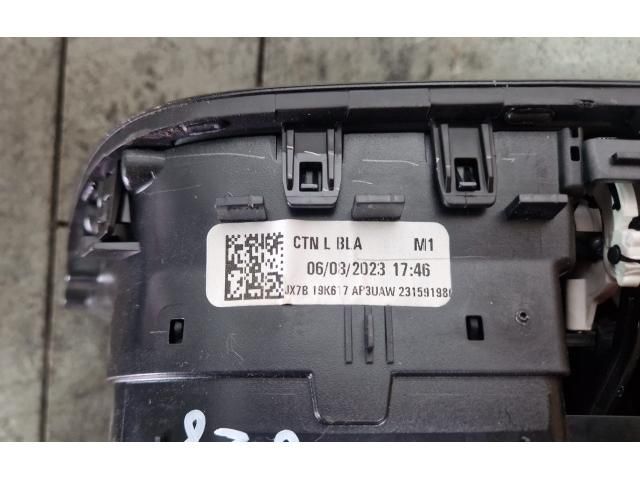 bontott FORD KUGA Középső Szellőző