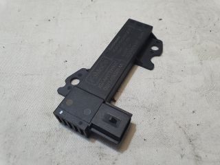 bontott FORD KUGA Központizár Antenna