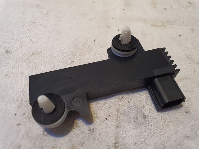 bontott FORD KUGA Kulcs Nélküli Nyitás Jeladó