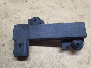 bontott FORD KUGA Kulcs Nélküli Nyitás Jeladó