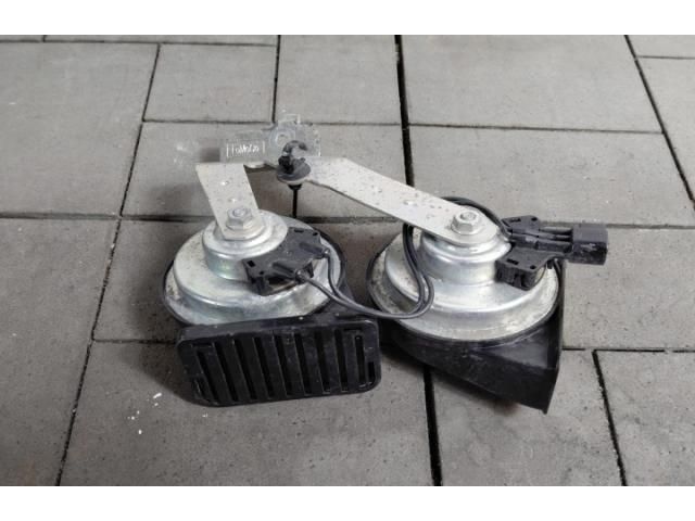 bontott FORD KUGA Kürt