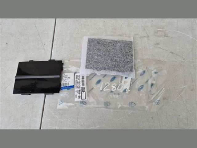 bontott FORD KUGA Lámpa Vezérlő