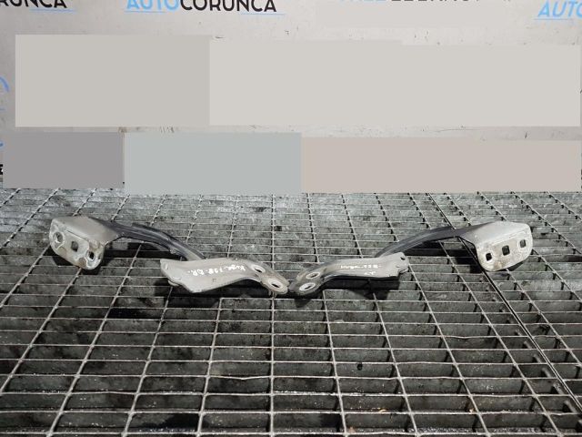 bontott FORD KUGA Motorháztető Zsanér Pár